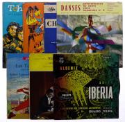 Lote 13 - CONJUNTO DE VINIS 33 RPM COM MÚSICAS DIVERSAS, POSSIVELMENTE DOS ANOS 50 - Composto por 7 discos de diversos temas, editoras e autores, tais como: "Chopin"; "Les Trois Mousquetaires"; "Walzer und Polonaisen", entre outros conforme fotografias. Nota: sinais de uso e armazenamento. Falhas e defeitos. Não testados