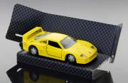 Lote 21 - MAISTO, SHELL COLLEZIONE, MINIATURA FERRARI F40 - Escala 1:39, metal amarelo. Made in China. Nota: em caixa de origem. Caixa com desgastes e ligeira falha