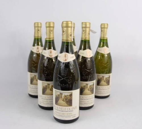 Lote 277 - Lote de 6 garrafas de Vinho Chateauneue Du Pape, Domaine Saint Benoit 1997, para coleccionador