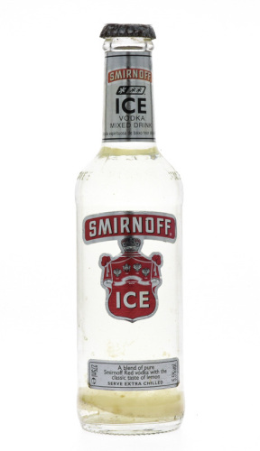 Lote 3064 - SMIRNOFF ICE - Garrafa de Vodka, Smirnoff Ice, Vodka Mixed Drink, (275ml - 5,5%vol). Nota: rolha de carica