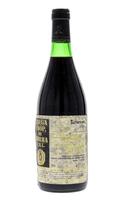 Lote 3138 - BORBA RESERVA 1984 - Garrafa de Vinho Tinto, Reserva 1984, Adega Cooperativa de Borba, (750ml - 12,5%vol.). Nota: garrafa idêntica à venda por € 21. Rótulo algo danificado. Consultar valor indicativo em https://www.garrafeiranacional.com/1984-