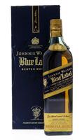 Lote 3872 - WHISKY JOHNNIE WALKER BLUE LABEL - Garrafa de Whisky, A Blend of Our Very Rarest Whiskies, John Walker & Sons, Kilmarnock (700 ml – 40% vol.). Nota: garrafa idêntica à venda por € 190. Em caixa de cartão original. Garrafa com o Nº LB 481940 JW