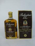 Lote 27 - Garrafa de Whisky "Ballantines" 12 anos - Very Old Scotch Whisky