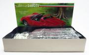 Lote 106 - KIT DE MONTAGEM FERRARI DINO 246 GTS - Kit de montagem Ferrari da Fujimi, em caixa origial e sem uso. Escala 1/24 e Dim caixa: 35x21 cm. Sinais de armazenamento.