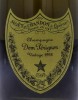 Lote 2002 - CHAMPAGNE DOM PÉRIGNON VINTAGE 1998 - Garrafa de Champagne Francês, Brut, Dom Pérignon, Vintage 1998, Moet & Chandon, Epernay, França, (750ml - 12,5%vol.). Nota: garrafa idêntica à venda por € 291,33 (£ 249,97). Em caixa/estojo original. Consu - 4