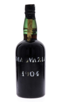 Lote 2007 - MADEIRA MALVAZIA 1904 - Garrafa de Vinho da Madeira, Malvazia, 1904, (750ml aprox.). Nota: garrafa idêntica à venda por € 950. Consultar valor indicativo em https://www.garrafeiranacional.com/1904-madeira-malvazia.html