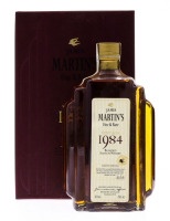 Lote 2013 - WHISKY JAMES MARTIN'S VINTAGE 1984 - Garrafa de Whisky, Fine & Rare Vintage 1984, Blended Scotch Whisky, Limited Edition, Escócia, (700ml - 43%vol.). Nota: garrafa idêntica à venda por € 690. Em caixa de cartão original com certificado. Consul