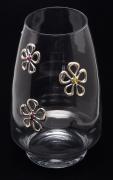 Lote 4445 - JARRA EM CRISTAL - Jarra redonda em cristal ornamentada com flores de eletrodepositado de prata com pedras sintéticas. PVP € 155. Dimensão: 41x26 cm. Como nova