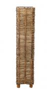Lote 21 - CANDEEIRO DE CHÃO - Estrutura em metal, revestido com pequenos troncos de madeira, com 3 lumes. Dim: 80x47x14 cm. Nota: sinais de armazenamento
