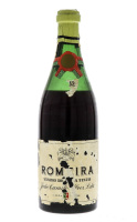 Lote 2152 - ROMEIRA 1952 - Garrafa de Vinho Tinto, 1952, João Camilo Alves, (750ml). Nota: garrafa idêntica à venda por € 50. Rótulo algo danificado e alguma perda. Consultar valor indicativo em https://www.vinhosantigos.pt/prod/6607/tinto-romeira-1953