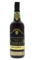 Lote 2158 - MADEIRA HENRIQUES & HENRIQUES - Garrafa de Vinho da Madeira, Malvasia, (750ml). Nota: garrafa Idêntica à venda por € 29,90. Consultar valor indicativo em https://www.garrafeiranacional.com/madeira-malvasia-henriques-henriques.html