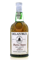 Lote 2300 - PORTO DELAFORCE - Garrafa de Vinho do Porto, Seco, Dry White Port Aperitif, Delaforce & Cª, (750ml). Nota: garrafa antiga