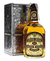 Lote 2430 - WHISKY CHIVAS REGAL 12 ANOS - Garrafa de Whisky, 12 Years Old, Blended Scotch Whisky, Chivas Brothers, Escócia (750ml - 43%vol). Nota: garrafa dos anos 1980s. Garrafa idêntica à venda por € 161,89. Em caixa de cartão original. Consultar valor 