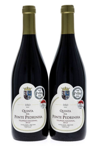 Lote 2523 - QUINTA DA PONTE PEDRINHA 2012 - 2 garrafas de Vinho Tinto, Quinta da Ponte Pedrinha, Colheita 2012, Touriga Nacional, Dão-Doc, Maria de Lurdes Osório, Gouveia, (750ml - 13,5%vol). Nota: Este vinho foi distinguido com uma Medalha de Prata no In