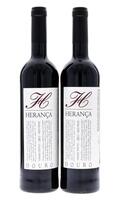 Lote 2565 - HERANÇA 2011 - 2 garrafas de Vinho Tinto, DOC Douro, Herança 2011, D'Origem Soc. Agrícola e Comercial Lda, Casal de loivos, Pinhão, (750ml - 13,5%vol.). Nota: produzido a partir de uma selecção das melhores uvas e vinificado segundo os métodos