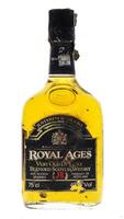 Lote 2651 - WHISKY J & B ROYAL AGES - Garrafa de Whisky, Very Old Deluxe Blended Scotch Whisky, Justerini & Brooks, Escócia, (750ml - 43%vol.). Nota: garrafa dos anos 1980s. Rótulo danificado.