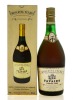 Lote 2789 - MOSCATEL FAVAIOS 1964 - Garrafa de Vinho Moscatel Velho, Favaios, Colheita de 1964, Adega Cooperativa de Favaios, (750ml - 20%vol.). Nota: garrafa idêntica à venda por € 135. Em caixa de cartão original. Consultar valor indicativo em https://w