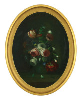 Lote 156 - FRANCISCO NUNES / ESCOLA PORTUGUESA, SÉC. XX - Original - Pintura a óleo sobre platex, assinada, motivo "Composição Floral", formato oval com 48x36 cm (moldura dourada com 56x44 cm). Nota: Francisco Nunes é um pintor figurativo ao estilo natura