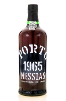 Lote 2013 - PORTO MESSIAS 1965 - Garrafa de Vinho do Porto, Envelhecido em Casco, Engarrafado em 2006, Sociedade Agrícola e Comercial dos Vinhos Messias, Vila Nova de Gaia, (750ml - 20%vol.). Nota: garrafa idêntica à venda por € 241,35. Consultar valor in