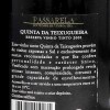 Lote 2106 - QUINTA DA TEIXUGUEIRA RESERVA 2001 - 2 Garrafas de Vinho Tinto DOC Dão, Quinta da Texugueira Reserva 2001, Passarela - Sociedade de Vinhos, Vila Nova de Tazém, (750ml - 12,5%vol.). Nota: vinificado com maceração prolongada, com grande complexi - 4