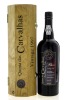 Lote 2114 - PORTO QUINTA DAS CARVALHAS VINTAGE 1997 - Garrafa de Vinho do Porto, Vintage 1997, Quinta das Carvalhas, Real Companhia Velha, Vila Nova de Gaia, (750ml - 20%vol.). Nota: garrafa idêntica à venda por € 88. Em caixa de madeira original. Consult