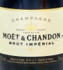 Lote 2178 - MOET & CHANDON - Garrafa de Champagne, Brut Imperial, Moët et Chandon Epernay, França (750ml - 12% vol.). Nota: garrafa idêntica às venda por € 36,90. Consultar valor indicativo em https://www.garrafeiranacional.com/moet-chandon-brut-imperial. - 3