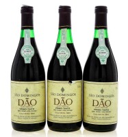 Lote 2204 - SÃO DOMINGOS DÂO COLHEITA 1987 - 3 Garrafas de Vinho Tinto, Dão-Região Demarcada, Caves do Solar São Domingos, Anadia, (750ml - 12,3%vol). Nota: vinho de Qualidade produzido pelo processo tradicional de curtimenta completa castas Touriga Nacio