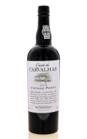 Lote 2255 - PORTO QUINTA DAS CARVALHAS VINTAGE 2005 - Garrafa de Vinho do Porto, Vintage 2005, Real Companhia Velha, Vila Nova de Gaia, (750ml - 20%vol.). Nota: garrafa com um valor médio de venda de € 44. Consultar valor indicativo em https://www.wine-se