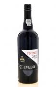 Lote 2256 - PORTO QUEVEDO VINTAGE 2005 - Garrafa de Vinho do Porto, Vintage 2005, Engarrafado em 2007, Vinhos Óscar Quevedo, São João da Pesqueira, (750ml - 19,5%vol.). Nota: garrafa idêntica à venda por € 81,35. Consultar valor indicativo em https://www.portugalvineyards.com/pt/vinhos/8615-quevedo-vintage-port-2005-5605891052005.html