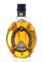 Lote 2278 - WHISKY DÍMPLE 15 ANOS- Garrafa de Whisky,15 Years Old, (750ml - 43%vol). Nota: garrafa idêntica à venda por € 46,57. Consultar valor indicativo em https://www.masterofmalt.com/whiskies/haig-dimple-15-year-old-whisky/