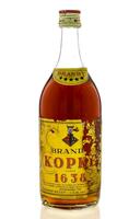 Lote 2375 - BRANDY KOPKE – Garrafa de Brandy, Kopke 5 Estrelas, Engarrafado em 1988, C. N. Kopke & Cª Lda, (1000ml – 41%vol). Nota: garrafa idêntica foi vendida por € 45 na Oportunity Leilões. Rótulo algo danificado. Consultar valor indicativo em https://