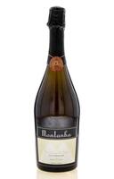 Lote 2417 - ESPUMANTE MONTANHA GRANDE CUVÉE 2009 - Garrafa de Espumantede Qualidade, Bruto BAIRRADA das castas Chardonnay e Arinto, (750ml – 12,5%vol.). Este Espumante de caracteristicas únicas foi preparado e engarrafado pelas Caves da Montanha, Anadia.