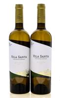 Lote 2424 - VILA SANTA RESERVA 2015 - 2 Garrafas de Vinho Branco, Regional Alentejano das castas Arinto, Alvarinho e Sauvignon Blanc com fermentação parcial em barricas de carvalho francês; aroma citrino, frutos exóticos, sabor complexo, com estrutura e u