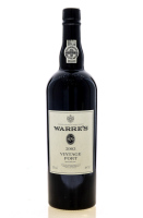 Lote 2632 - PORTO WARRE'S VINTAGE 2003 - Garrafa de Vinho do Porto, Vintage 2003, engarrafado em 2005, Symington Family Estates, (750ml - 20%vol.) Nota: garrafa idêntica à venda por € 59. Consultar valor indicativo em https://www.garrafeiranacional.com/20