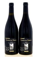 Lote 2744 - QUINTA DO SOBRAL RESERVA 1999 - 2 Garrafas de Vinho Tinto DOC Dão, Quinta do Sobral, Reserva 1999, das Castas Tinta Roriz, Jaen, Touriga Nacional e Alfrocheiro Preto. Engarrafamento de 11.000 garrafas, tendo estas os nºs 3358 e 3624, Quinta do