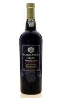 Lote 2786 - PORTO RAMOS PINTO VINTAGE 2003 - Garrafa de Vinho do Porto, Vintage 2003, engarrafado em 2005, Adriano Ramos Pinto, Vila Nova de Gaia, (750ml - 20,5%vol.) Nota: garrafa idêntica à venda por € 108,60. Consultar valor indicativo em https://www.g