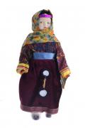 Lote 35 - MINIATURA BONECA DE PORCELANA - Afeganistão, boneca em porcelana de colecção vestida com roupas representativas dos trajes regionais do seu pais. Dim: 22 cm (aprox.). Nota: apresenta sinais de uso