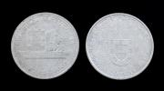 Lote 11 - MOEDAS DE 1000 ESCUDOS EM PRATA - Lote composto por 2 moedas de 1000 escudos em prata. Peso total: 55,7 g. Dim: 4 cm (diâmetro). Nota: Belas