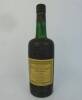 Lote 890 - Lote de 1 garrafa de Vinho do Porto Constantino´s, colheita de 1900. Vinho raro e de grande qualidade, com um valor de venda na Garrafeira Nacional de 675€. Para coleccionador.