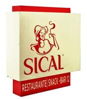 Lote 5234 - RECLAME LUMINOSO - Do café Sical. Restaurante Snack-Bar 12. Em acrilico. Dim: 61x56x16,5 cm. Nota: sinais de uso