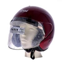 Lote 5314 - ARAI HELMET, CAPACETE DE MOTO - Modelo: SZ-Beta. Tamanho XL, 1269 g. De cor encarnada. Capacete da mesma marca encontra-se à venda por € 474. Dim: 27x30x22 cm (aprox.). Nota: sinais de armazenamento, em caixa de origem. Ligeiras falhas interio