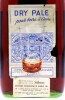 Lote 2005 - DRY PALE MARTELL - Garrafa de Cognac, Very Old Dry Pale, J&F Martell, França, (700ml aprox.). Nota: garrafa idêntica à venda por € 495. Consultar valor indicativo em http://www.vintage-liquors.com/en/martell/992-martell-dry-pale-1950-s.html - 4