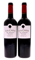 Lote 2164 - LUA CHEIA EM VINHAS VELHAS 2014 - 2 garrafas de vinho tinto DOC Douro, Lua Cheia Em Vinhas Velhas 2014, produzido e engarrafado em Martim, Murça, (750ml - 13,5%vol.). Nota: este vinho foi feito exclusivamente de vinhas velhas pelos enólogos Fr