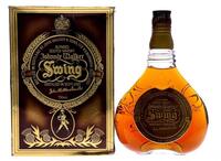 Lote 2192 - WHISKY SWING - Garrafa de Whisky, Johnnie Walker Swing, Blended Scotch Whisky, John Walker & Sons, Escócia, (750ml). Nota: garrafa idêntica à venda por € 150,99 (£ 129). Consultar valor indicativo em https://www.whiskys.co.uk/product/johnnie-w