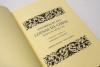 Lote 21 - ENFORMAÇÃO DAS COUSAS DA CHINA. TEXTOS DO SÉCULO XVI - Introdução e leitura de Raffaella D'Intino, Lisboa, INCM, 1989. Exemplar em brochura conservando a respectiva sobrecapa de protecção. Obra esgotada. Reúne fascinantes testemunhos quinhentist - 2