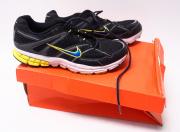Lote 244 - NIKE - sapatilhas de homem da marca Nike, fitsole 2, fit+cushioning+support, tam. 45,5. Marcas de uso. Em caixa