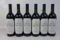 Lote 1165 - Lote de seis garrafas Duas Quintas - Ramos Pinto Reserva de 1991, Douro. Com valor em garrafeira de cerca de 60€. Para coleccionadores. Nota: pequenas falhas nos rótulos.