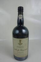 Lote 1176 - Lote de garrafa magnum (1,5 lt) de Vinho do Porto, Quinta da Romaneira Vintage 1985, foram engarrafadas em 1987 22.500 garrafas e 500 magnuns, tendo esta o nº M169, em caixa de madeira. Para coleccionador.