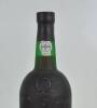 Lote 1222 - Lote de garrafa magnum (150 cl) de Vinho do Porto, Taylor´s 10 anos Old Tawny Port, engarrafado em 1988, em caixa de madeira. Para coleccionador. - 4