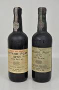 Lote 1231 - Lote de duas garrafas de vinho do Porto "Borges" vintage - 1970. Com valor de venda em www.garrafeiranacional.com de 135€. Para coleccionadores.